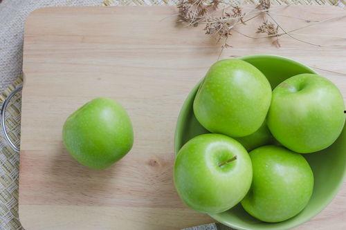 梦见别人吃瓜我吃苹果