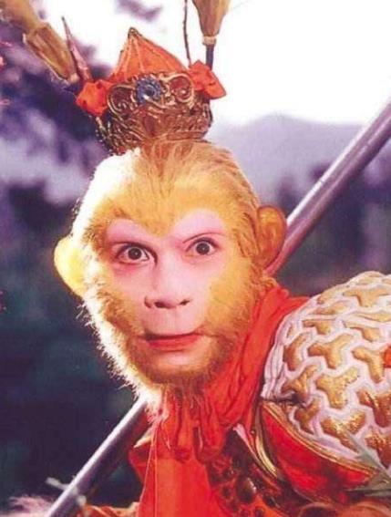 美女吃瓜孙悟空图片