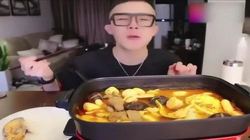 吃货野哥吃酸瓜,酸爽来袭！吃货野哥挑战酸瓜大作战